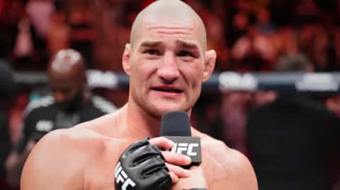 Sean Strickland Told Dustin Poirier He's "Not Allowed" to Be Depressed: 24 Hours Later He Called to Apologize