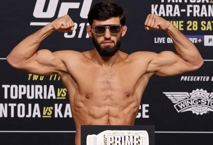 Arman Tsarukyan Just Booked Tony Ferguson at RAF 10