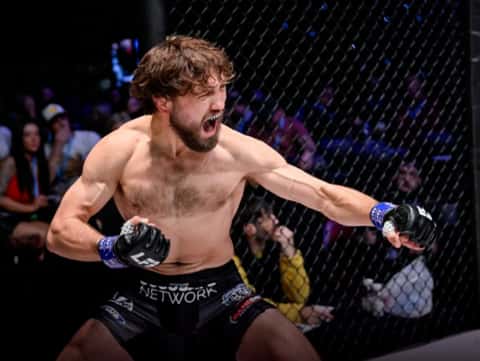 The Professor Finesser: The Construction Worker Who's Quietly Becoming the Scariest Bantamweight Prospect 